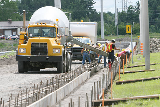 Best Local Concrete Companies  in Wamac, IN